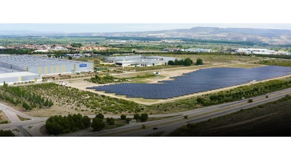 Stellantis décarbone ses usines en Europe avec Prosolia Energy